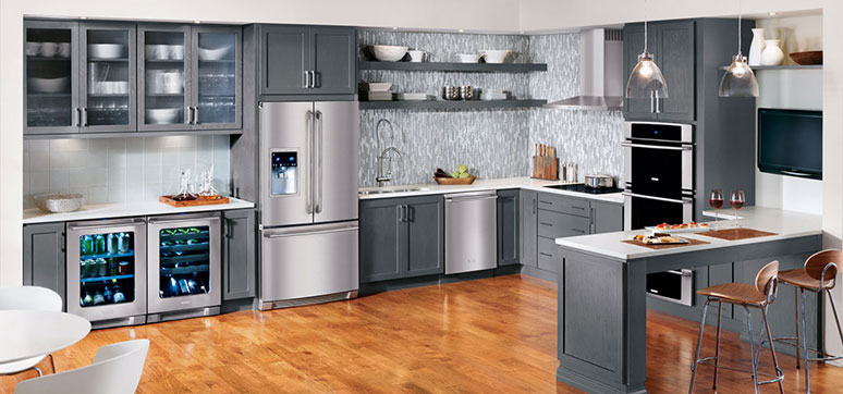 Emerging Technologies in Kitchen Appliances: Smart & Sleek!
